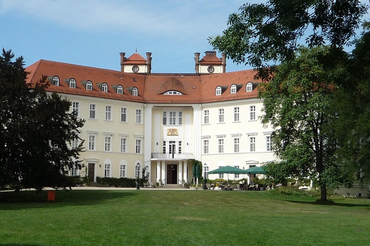 Schloss 吕本瑙 外观 照片