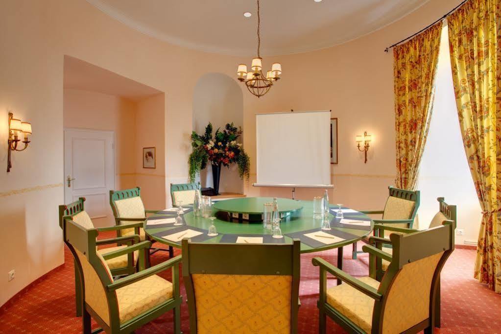 Schloss 吕本瑙 外观 照片
