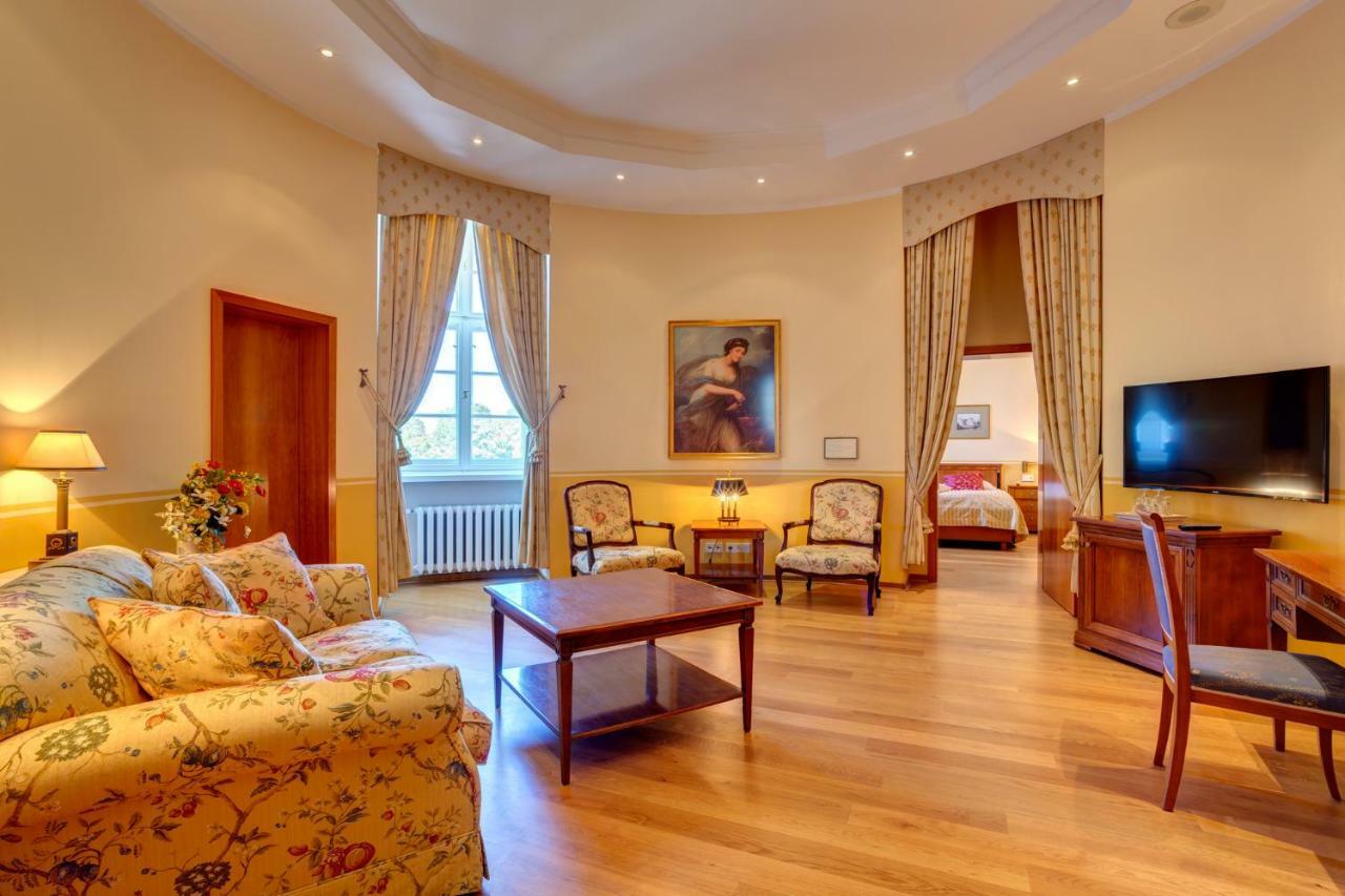 Schloss 吕本瑙 外观 照片